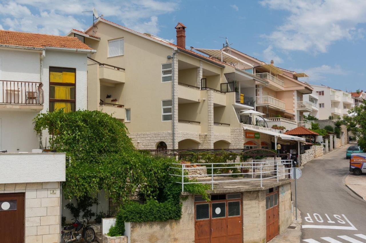Apartments Molo Mare Hvar Town Extérieur photo