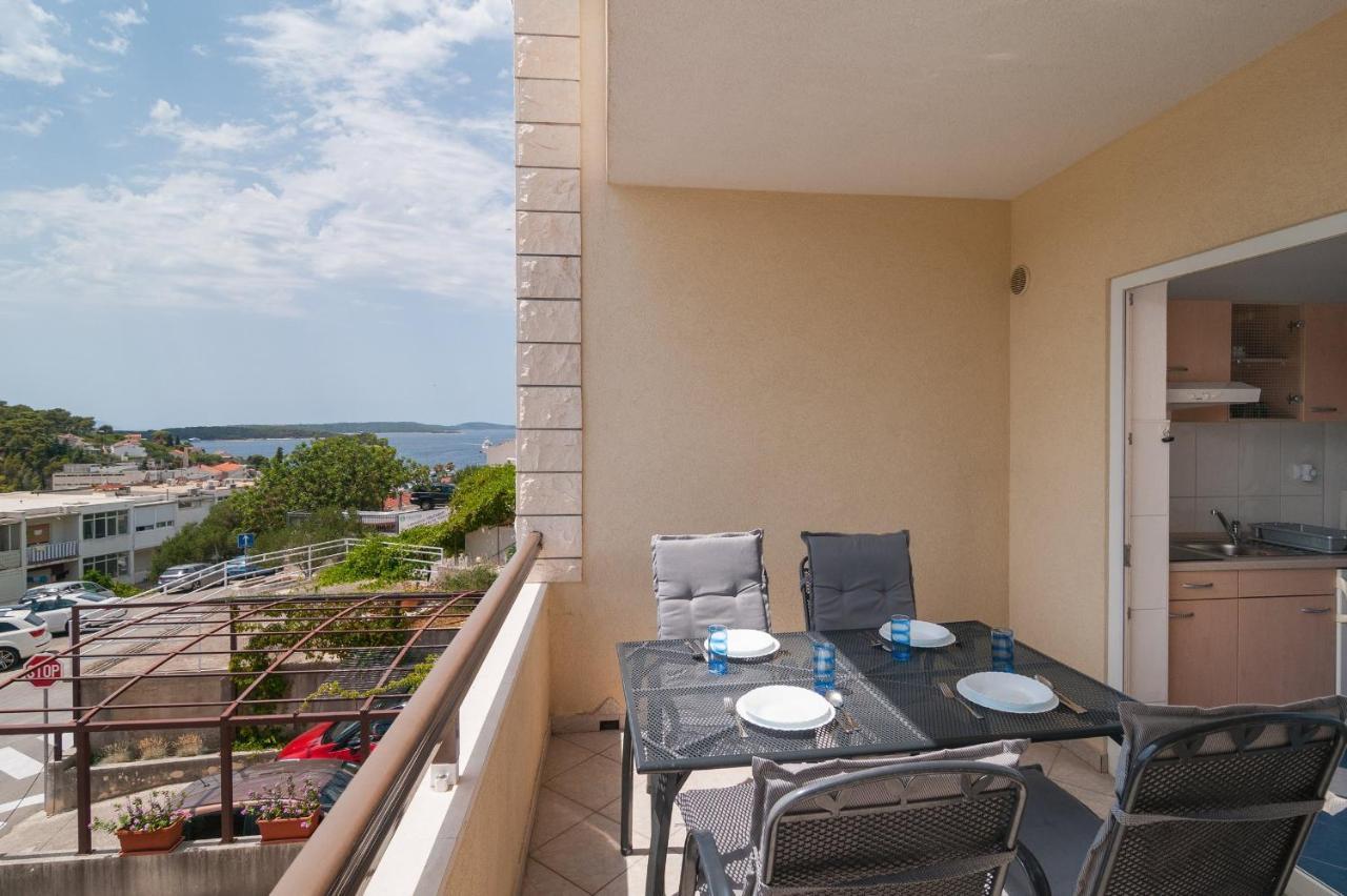 Apartments Molo Mare Hvar Town Extérieur photo
